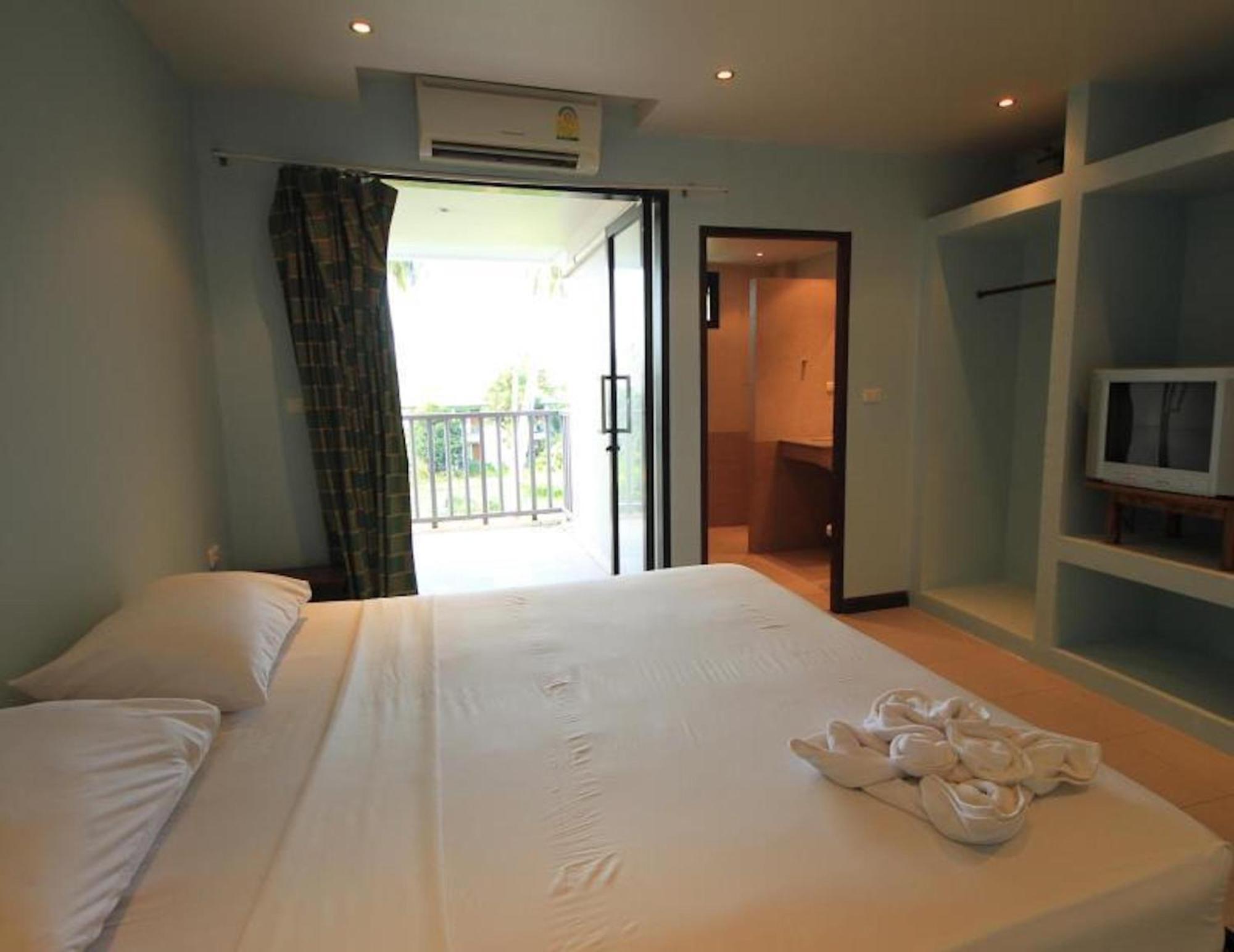 Hotel Superpro Samui à Chaweng Extérieur photo